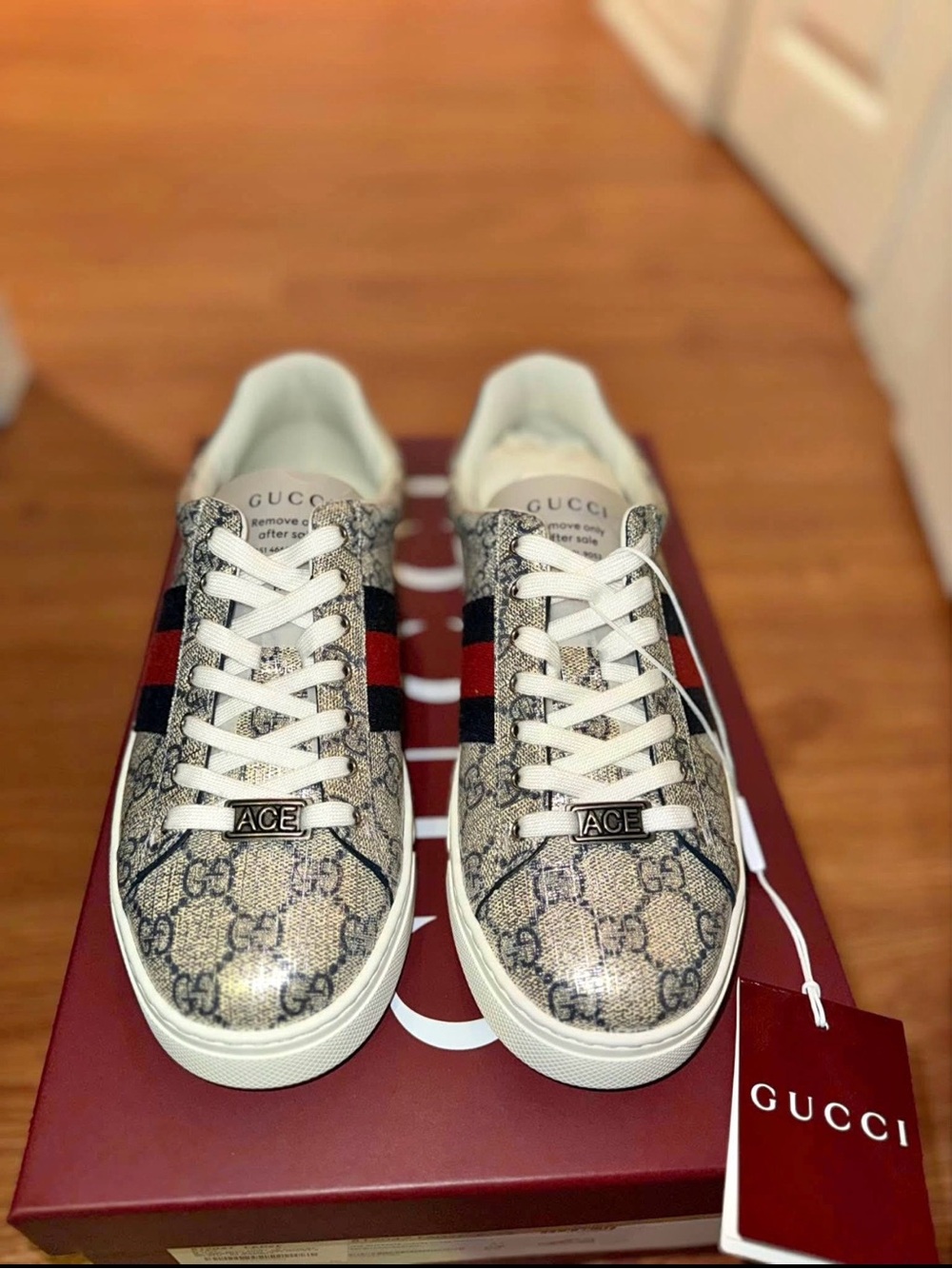 Gucci GG Supreme Low-Top Sneakers with Red & Blue Stripe